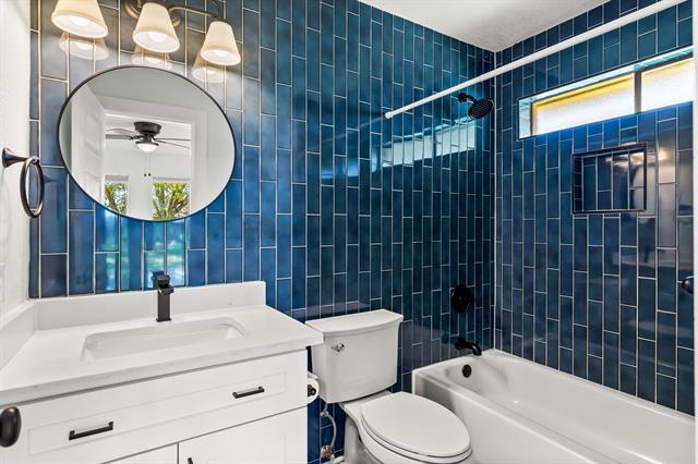 Building Photo - 2205 Timberwood