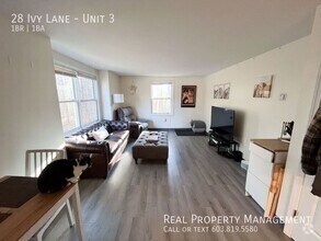 Building Photo - Pet-Friendly Apartment Barrington with Hea...