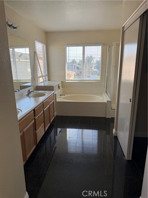 Building Photo - 865 Tam O'Shanter St