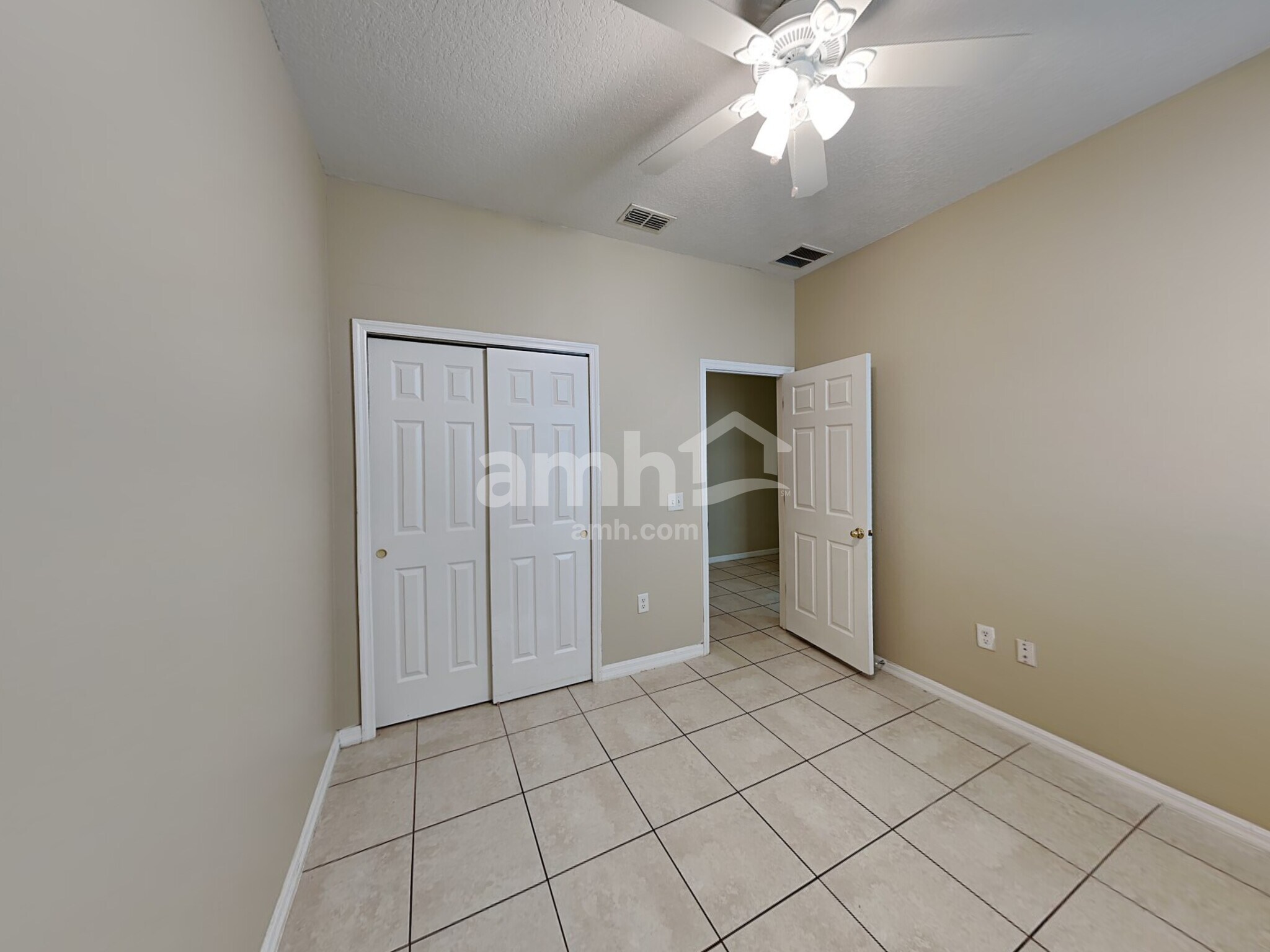 Building Photo - 5028 Gandross Ln