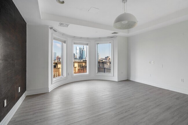 Building Photo - 34 Cambridge Wy