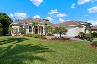 Building Photo - 511 SW Squire Johns Ln