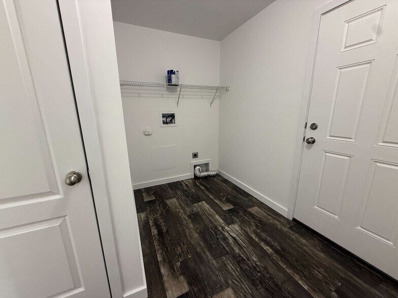 Building Photo - 12491 St Andrew Ct