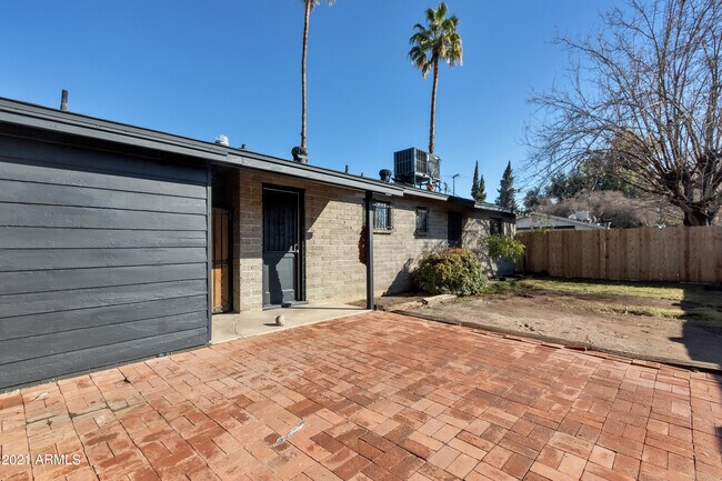 Building Photo - 4417 N 21st St