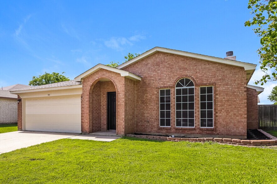 Building Photo - 948 Fenway Ln