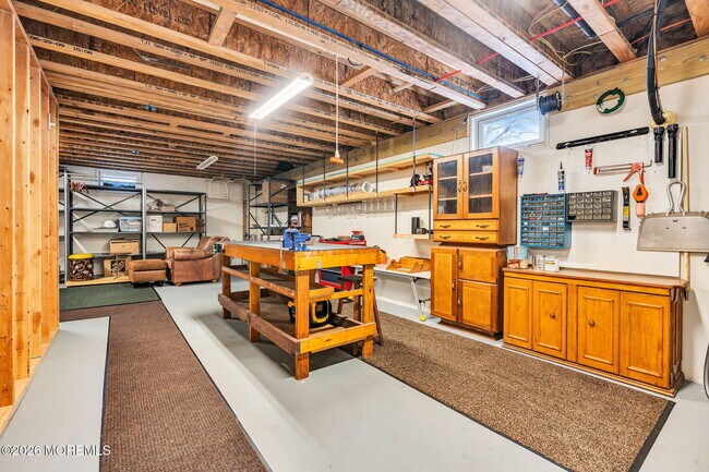 Building Photo - 24 Parkside Dr