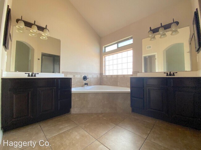 Building Photo - 4 br, 3 bath House - 11201 - Duster Dr.