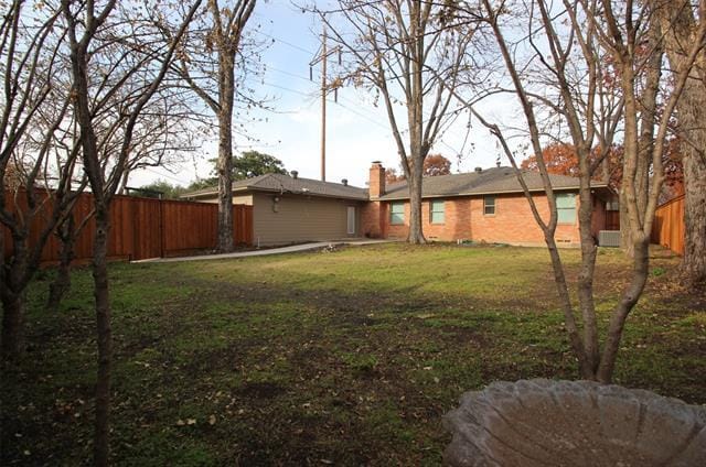 Building Photo - 717 Greenleaf Dr