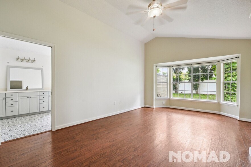 Building Photo - 8014 Winpine Ct