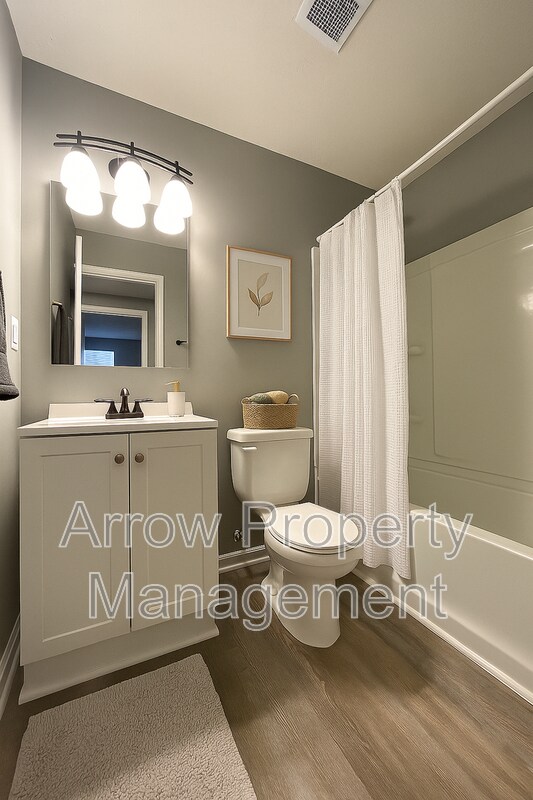 Building Photo - 1730 G St