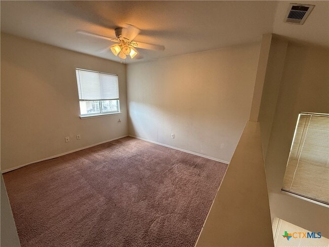 Building Photo - 1205 Saddle Dr