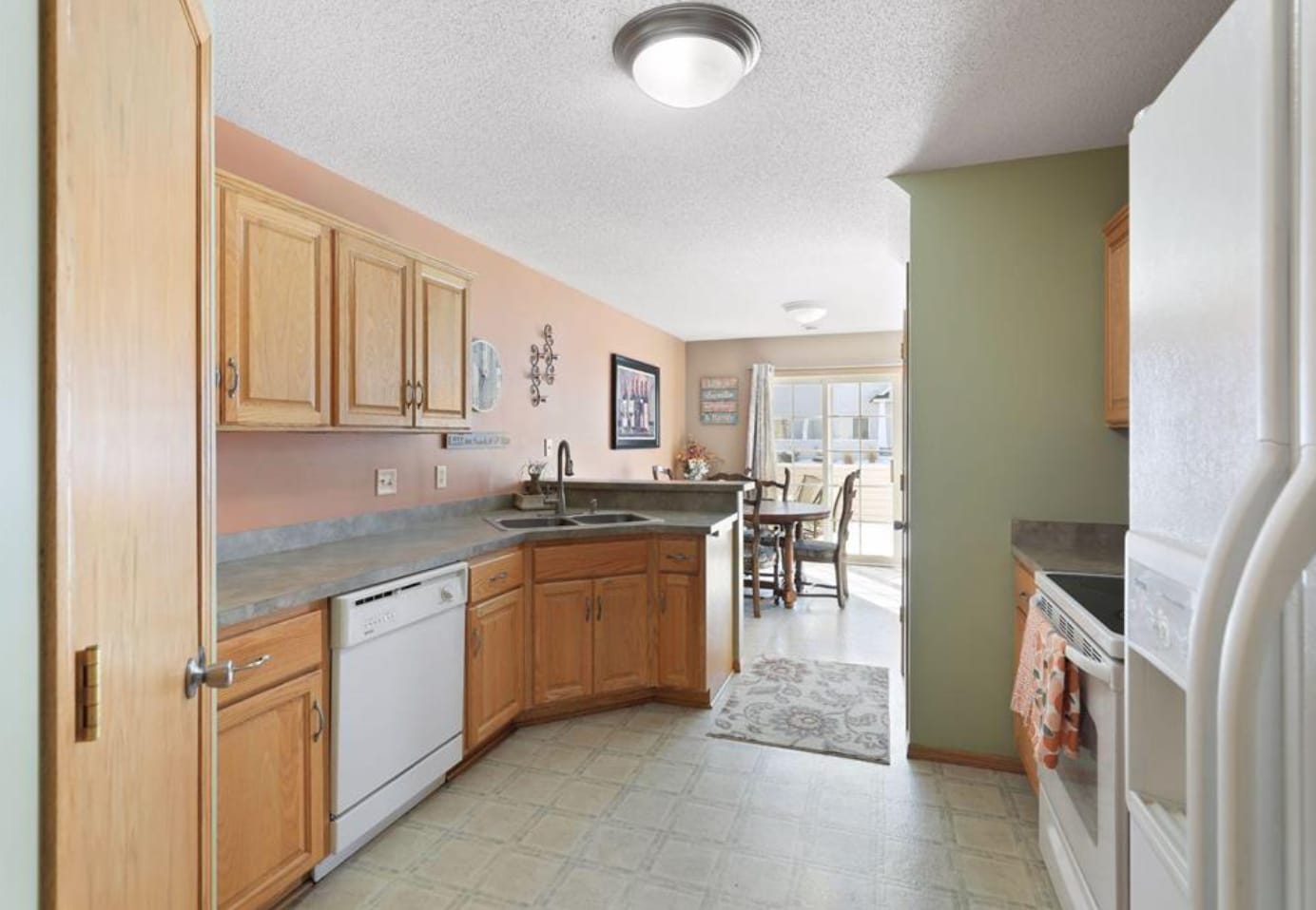 Building Photo - 8428 Yukon Cir N