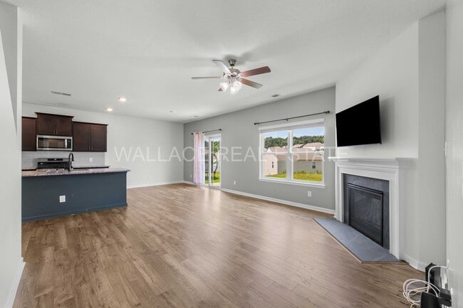 Building Photo - 12059 Sweet Almond Ln