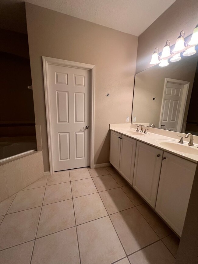 Building Photo - Fantastic 3 bed/ 2bath in Bellalago