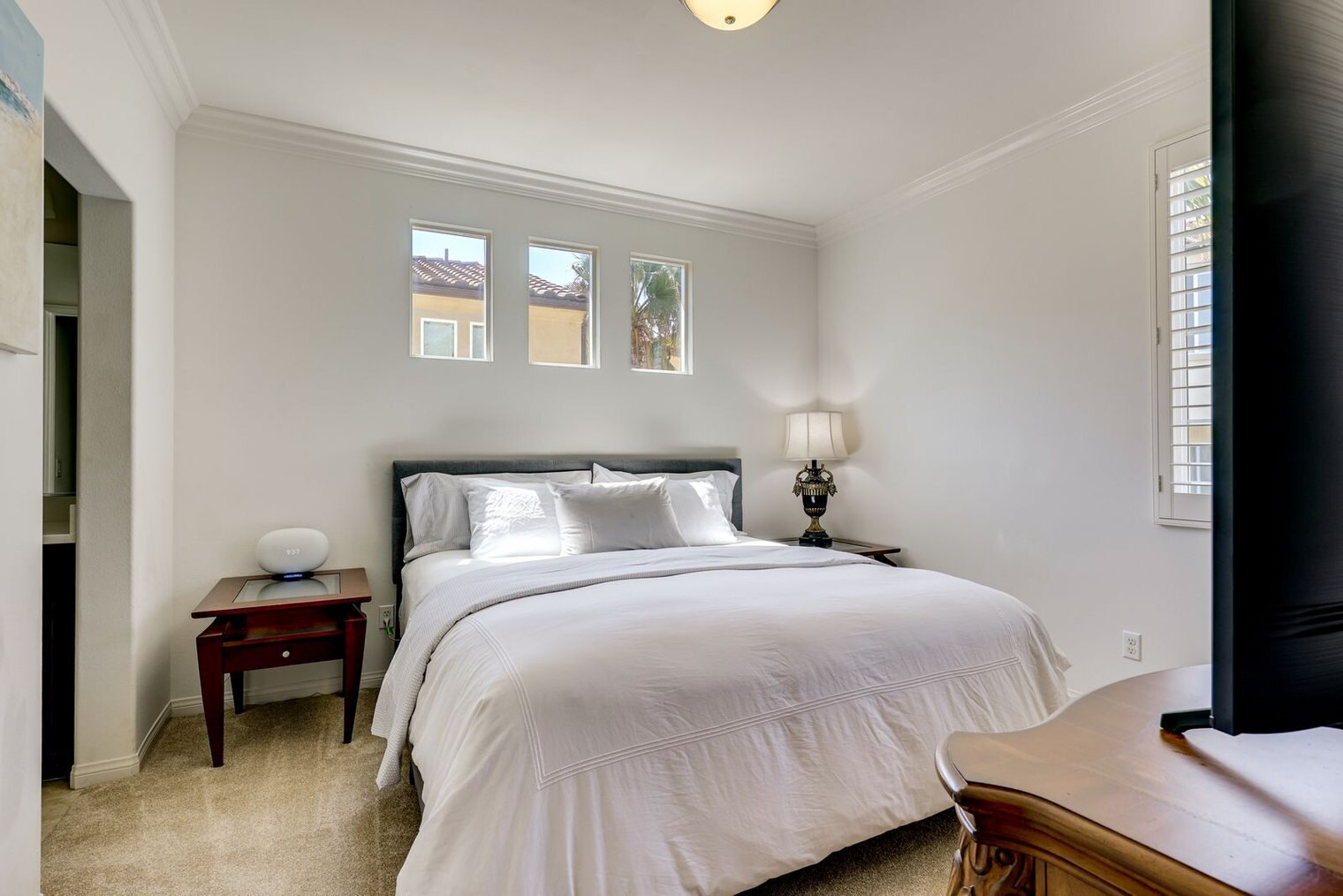 Building Photo - 5086 Cascade Way