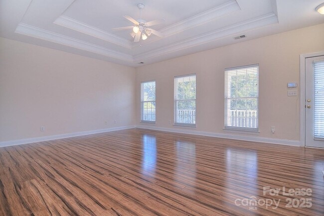 Building Photo - 5111 Alysheba Dr