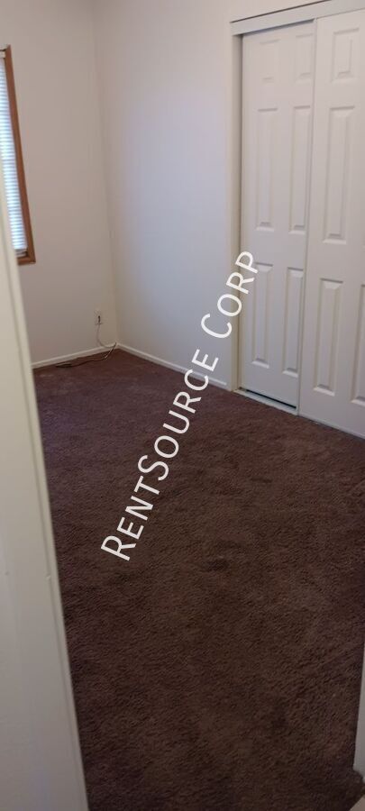 Building Photo - San Bernardino County Rental located just ...