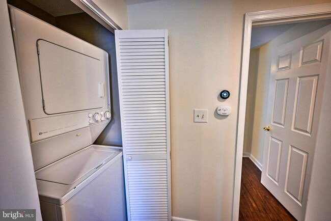 Building Photo - 1601 Marshall St