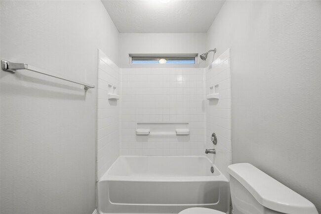 Building Photo - 14950 Hidalgo Valley Ln