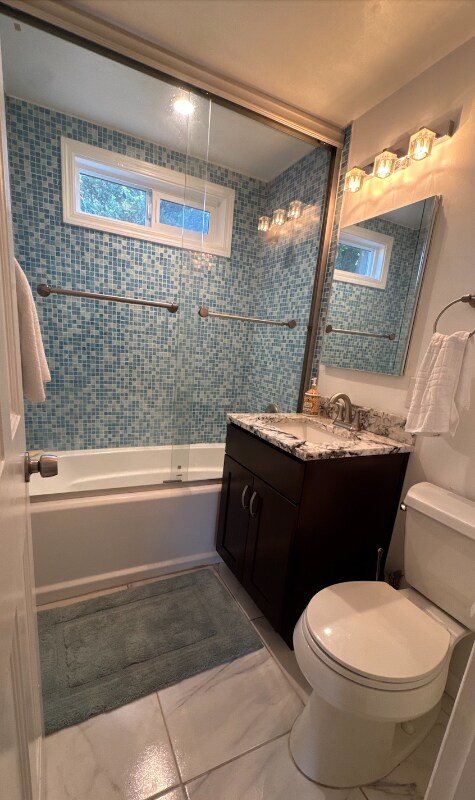 Building Photo - 5258 S Cloverdale Pl