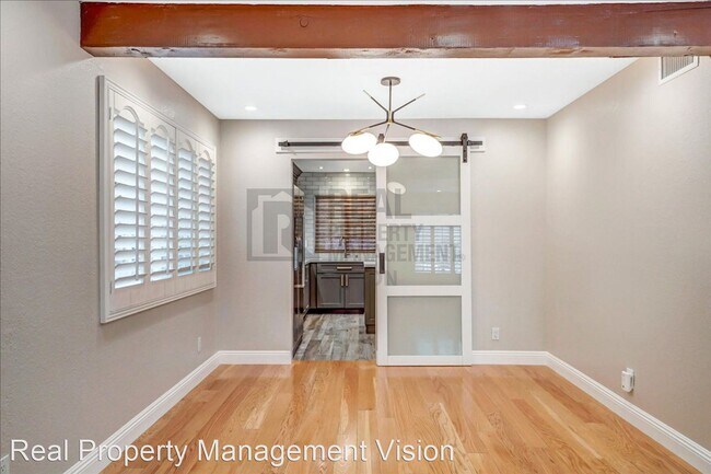 Building Photo - 3 br, 2.5 bath House - 3928 Ackerman Drive