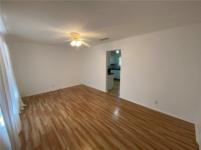 Building Photo - 8311 Hathaway Dr