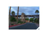 Building Photo - 5041 River Glen Dr