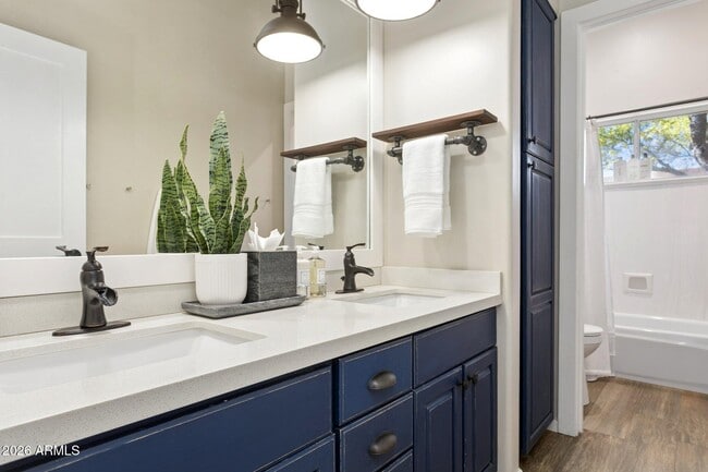 Building Photo - 7518 E Bent Tree Dr