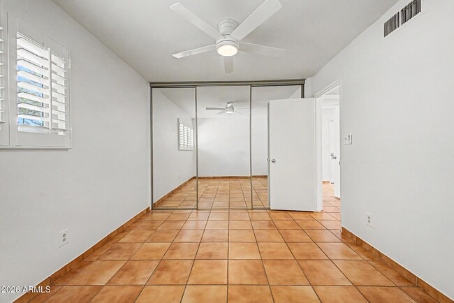 Building Photo - 8689 E Roosevelt Cir