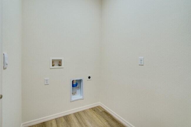 Building Photo - Refined Living in Halifax Plantation – Con...