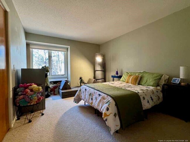 Building Photo - 3088 Fairway Woods