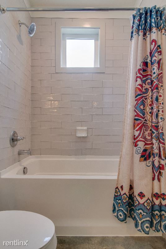 Building Photo - 1 br, 1 bath Condo - 703A Cleo Miller Drive