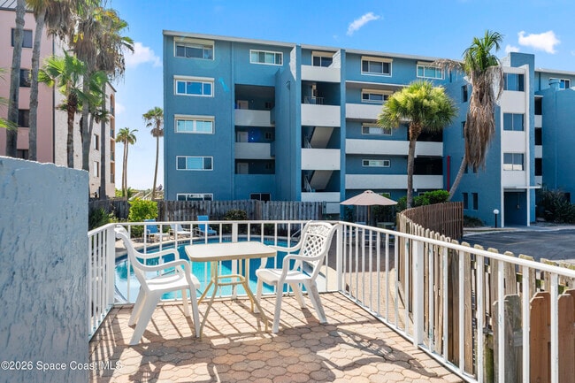Building Photo - 5050 Ocean Beach Blvd