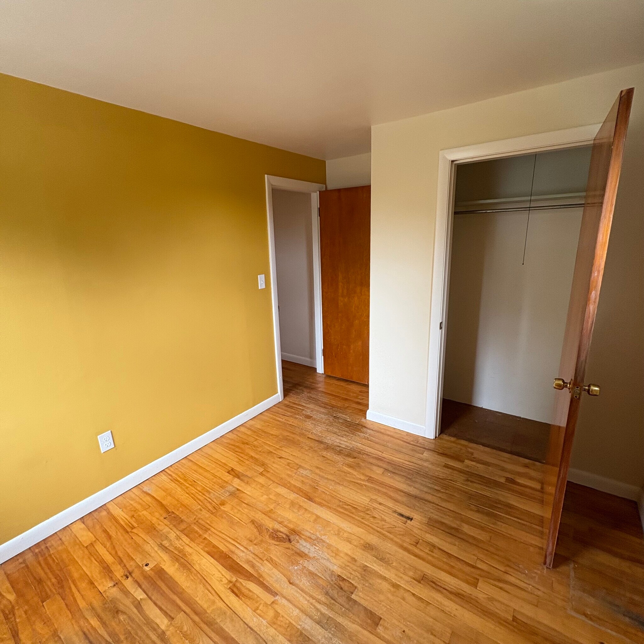 Building Photo - 15 Acer Heights Rd