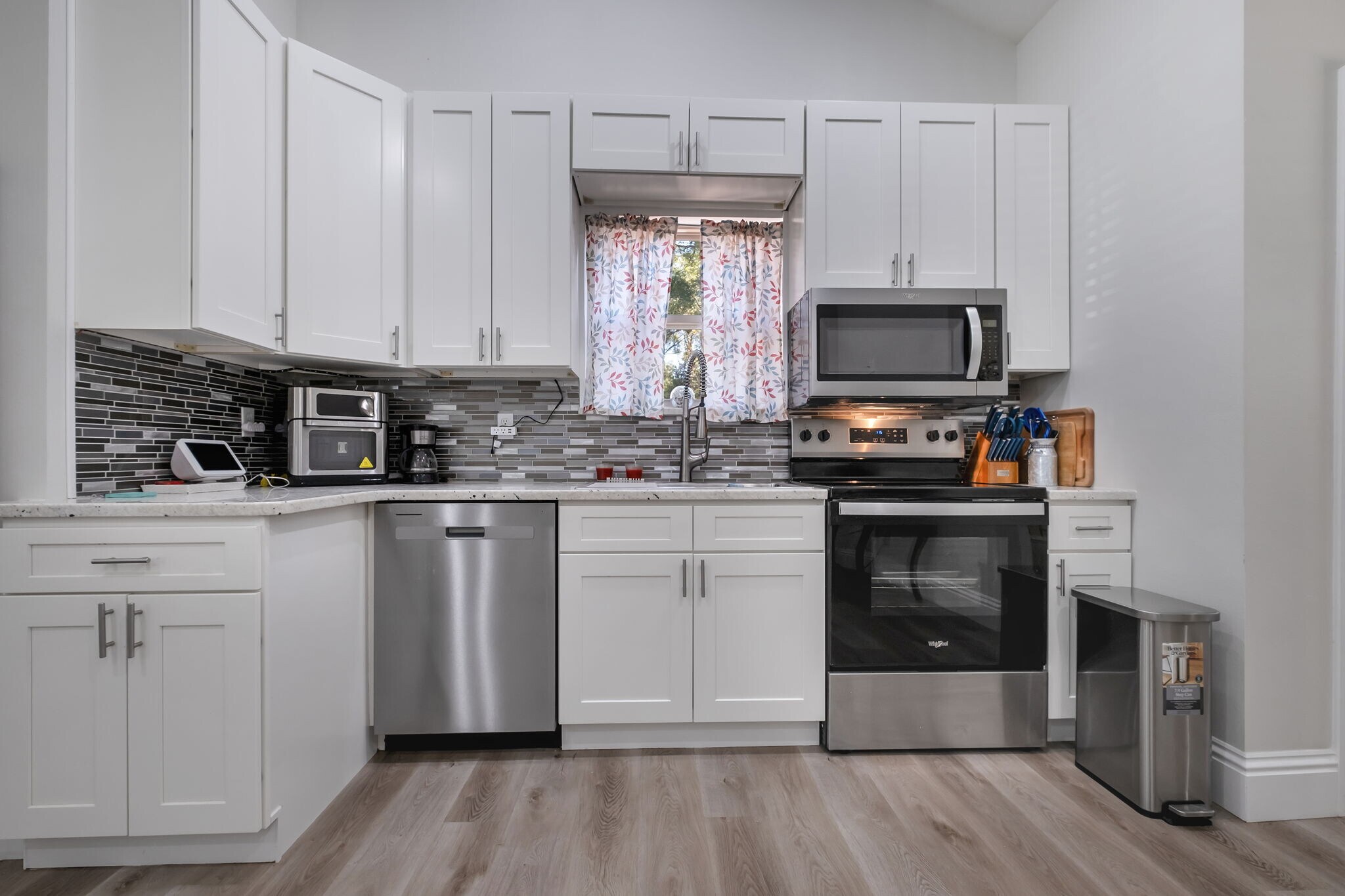 Building Photo - 15 Arapaho Trl