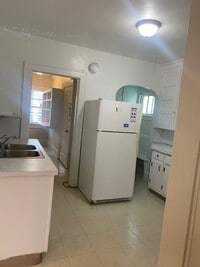 Building Photo - 1009-11 Euclid Avenue