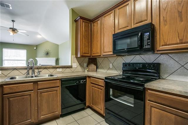 Building Photo - 12986 Ambrose Dr