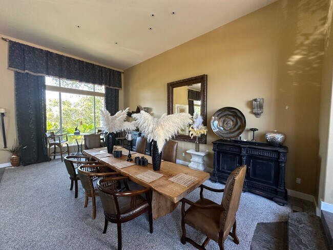Building Photo - Hilltop Estate in Green Valley-Fully Furni...