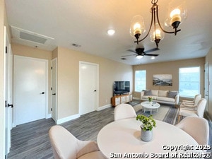 Building Photo - 7571 Windsor Oaks