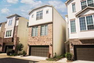 Building Photo - 5614 Woodbrook Way