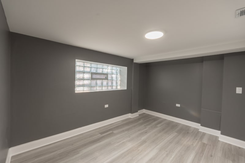 Building Photo - 4627 N Monticello Ave