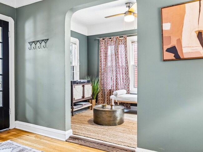 Building Photo - 3621 Silsby Rd