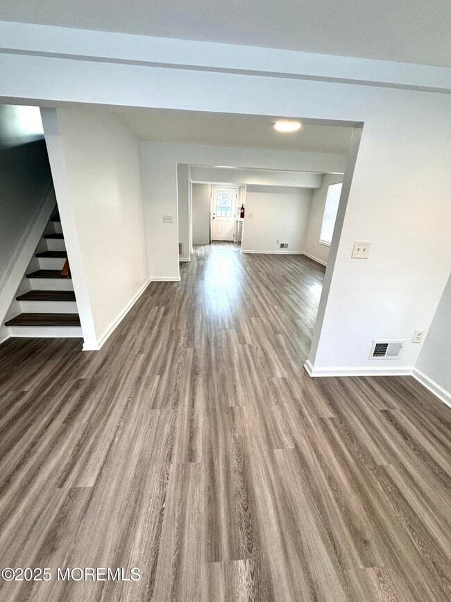 Building Photo - 83 Bayside Pkwy