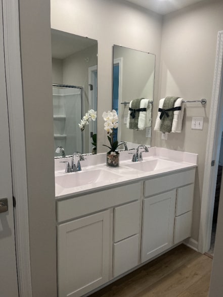 Building Photo - 509 Porter Cir