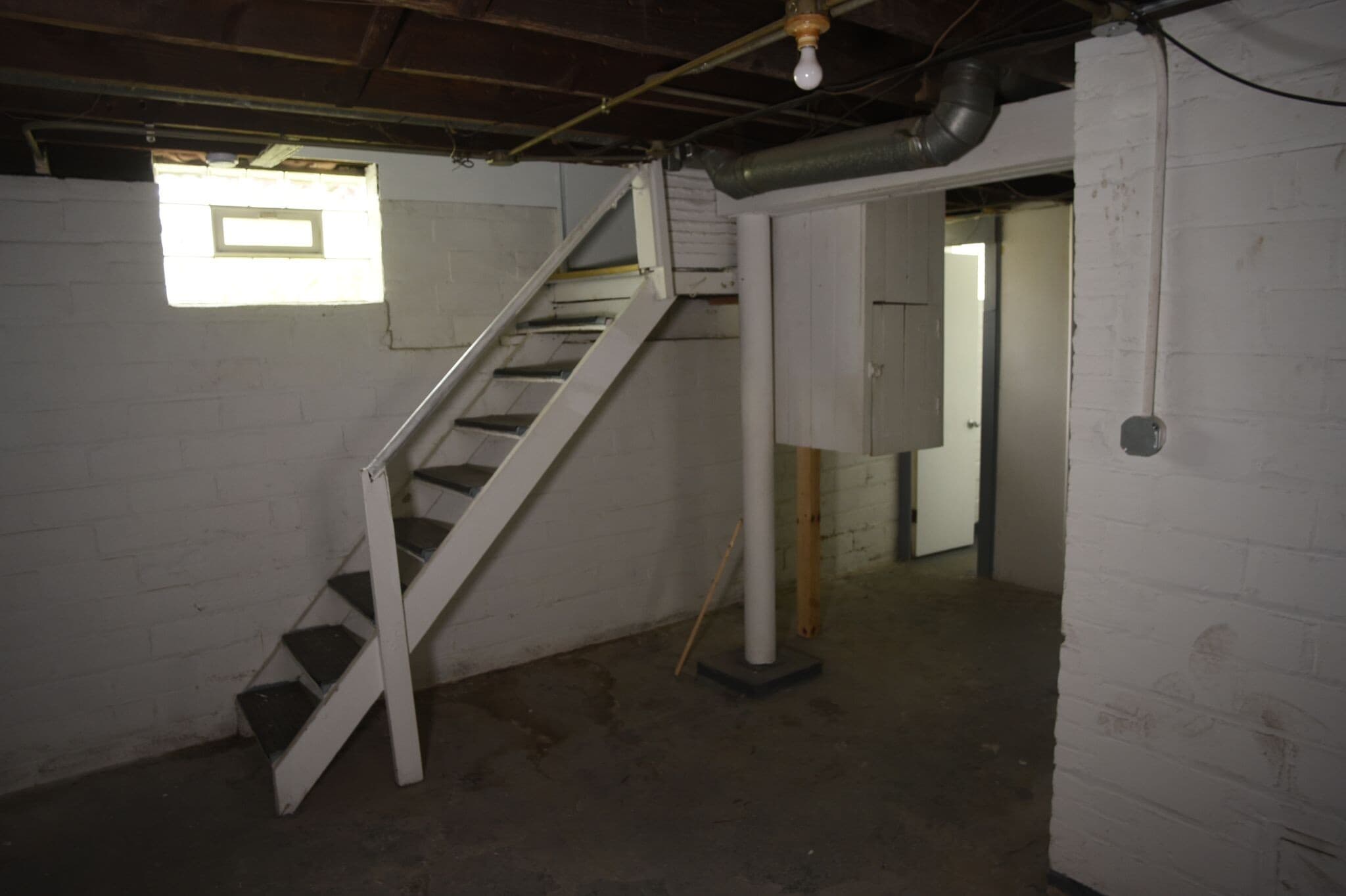 Building Photo - 13407 Cedar Rd