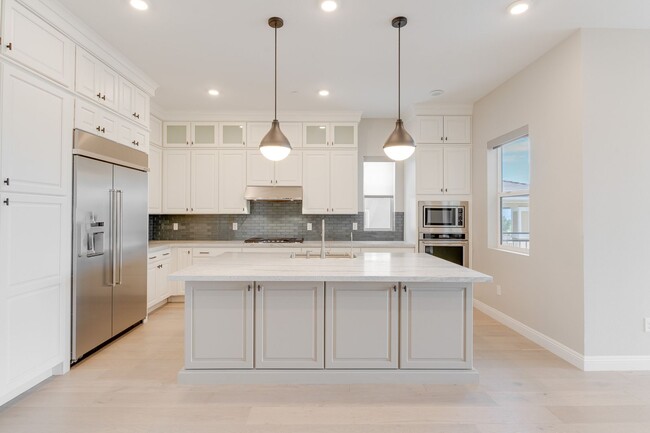 Building Photo - LUXURY 2BEDROOM IN MIRA VILLA W/ STRIP & M...