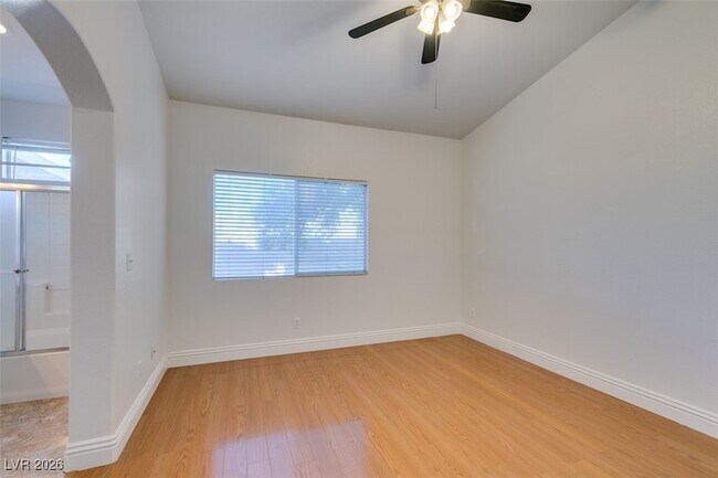 Building Photo - 669 Pacific Cascades Dr