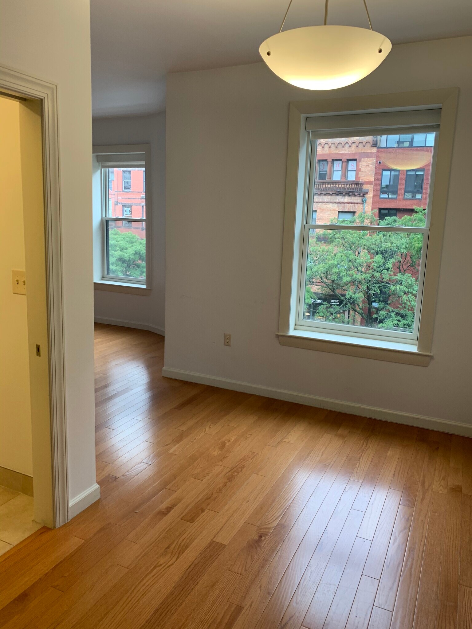 Dining Area - 177 Newbury St
