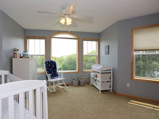 Building Photo - 9640 Independence Cir