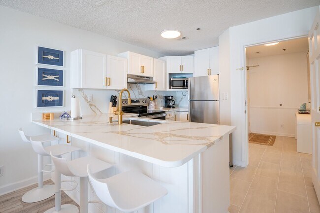 Building Photo - Villa Capriani 218B @ 790 New River Inlet Rd
